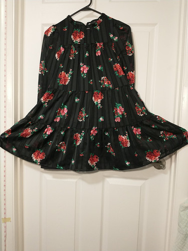 NWT..Cat & Jack sz 10/12 girls dress .blk Red ,Blk. Floral Long Sleeve