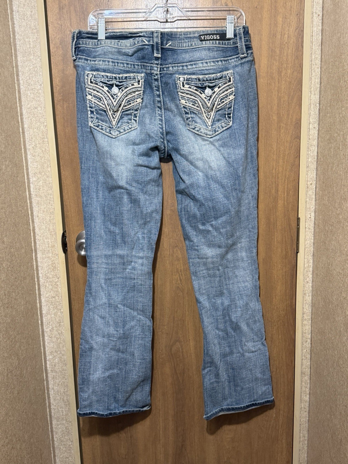 Vigoss The Dallas Slim Bootcut Jeans, Womens Size 9/10, Inseam 31, Embroidered