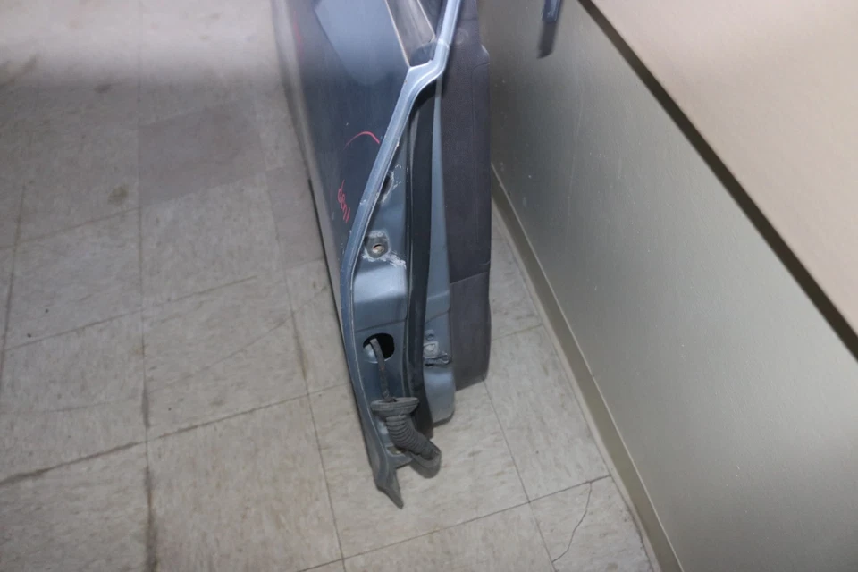 2011 2015 HYUNDAI TUCSON RIGHT SIDE REAR DOOR - Image 4 of 4