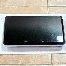 Nintendo 3DS Cosmo Black Launch Edition Console CIB Clean System Complete MINTY