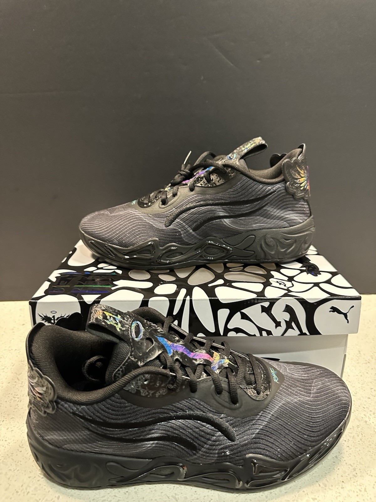 Size 9.5 Puma MB.04 Lo Team Black Dark Amethyst 312174-01 Mens Basketball Shoes