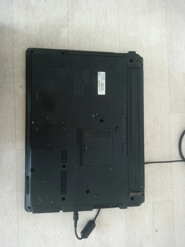 HP 550 Intel Core 2 Duo T7500 2,2 GHz, 3GB, 160 GB HDD, Laptop Notebook  - Bild 2 von 4