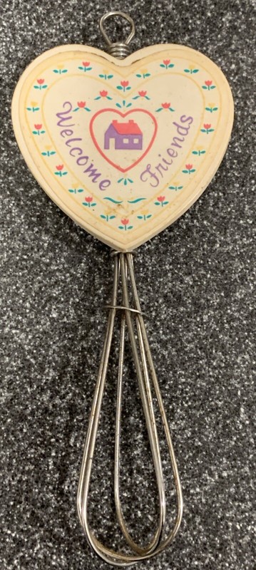 Vtg Farmhouse Rustic Metal Whisk Heart House Fridge Magnet,  “Welcome Friends”