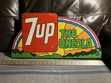 VINTAGE U.S.A. 1971 7 UP THE UNCOLA METAL FLANGE RAINBOW PETER MAXX ART SIGN