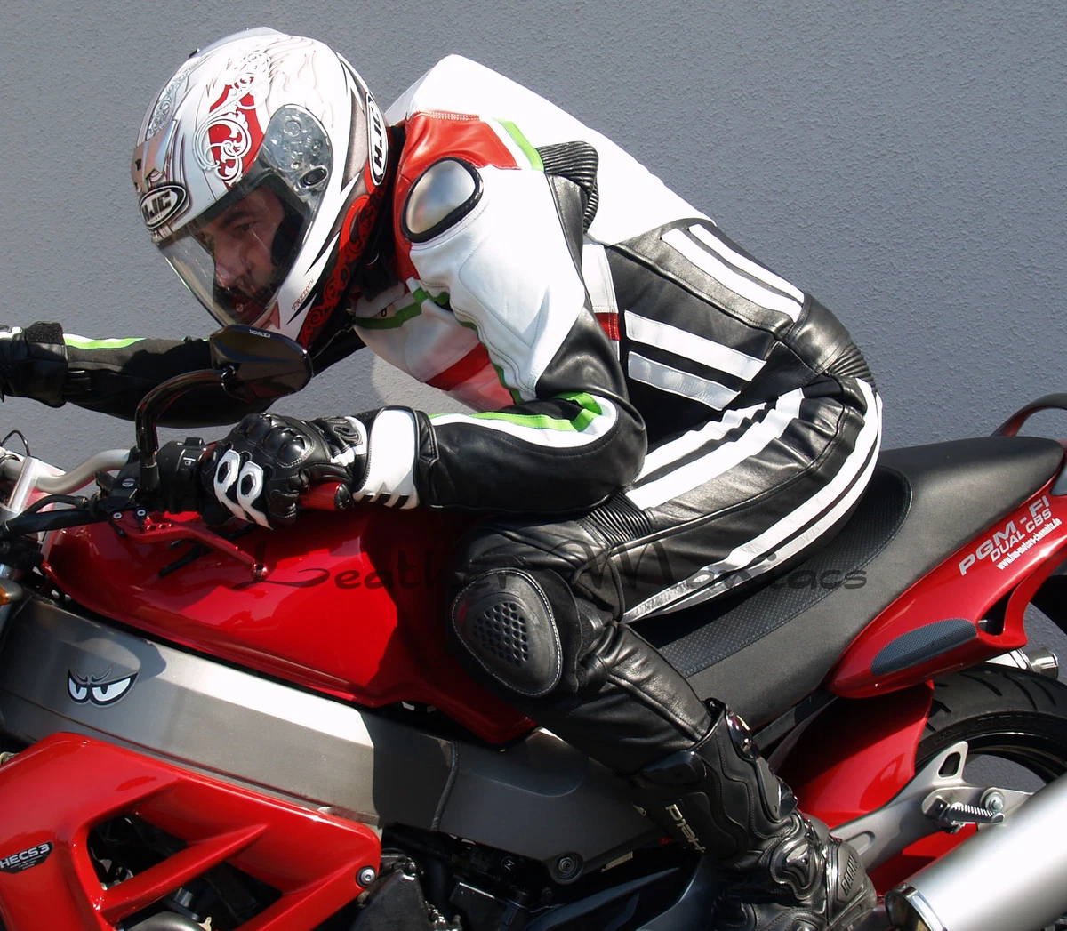 Ducati outfit 2024