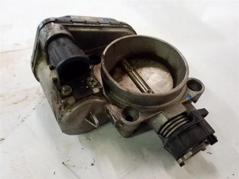 Cuerpo del acelerador | Se adapta a Mercedes Benz Clase C 2001-2005 Foto 4 de 4