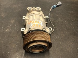 Kenworth T800 Air Conditioner Compressor - Used