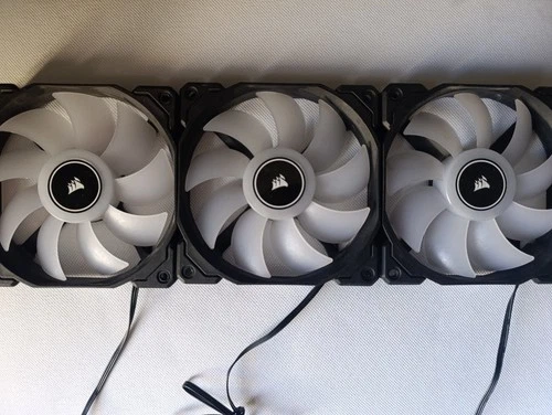 3 x Corsair RWF0016 120mm PC Fans