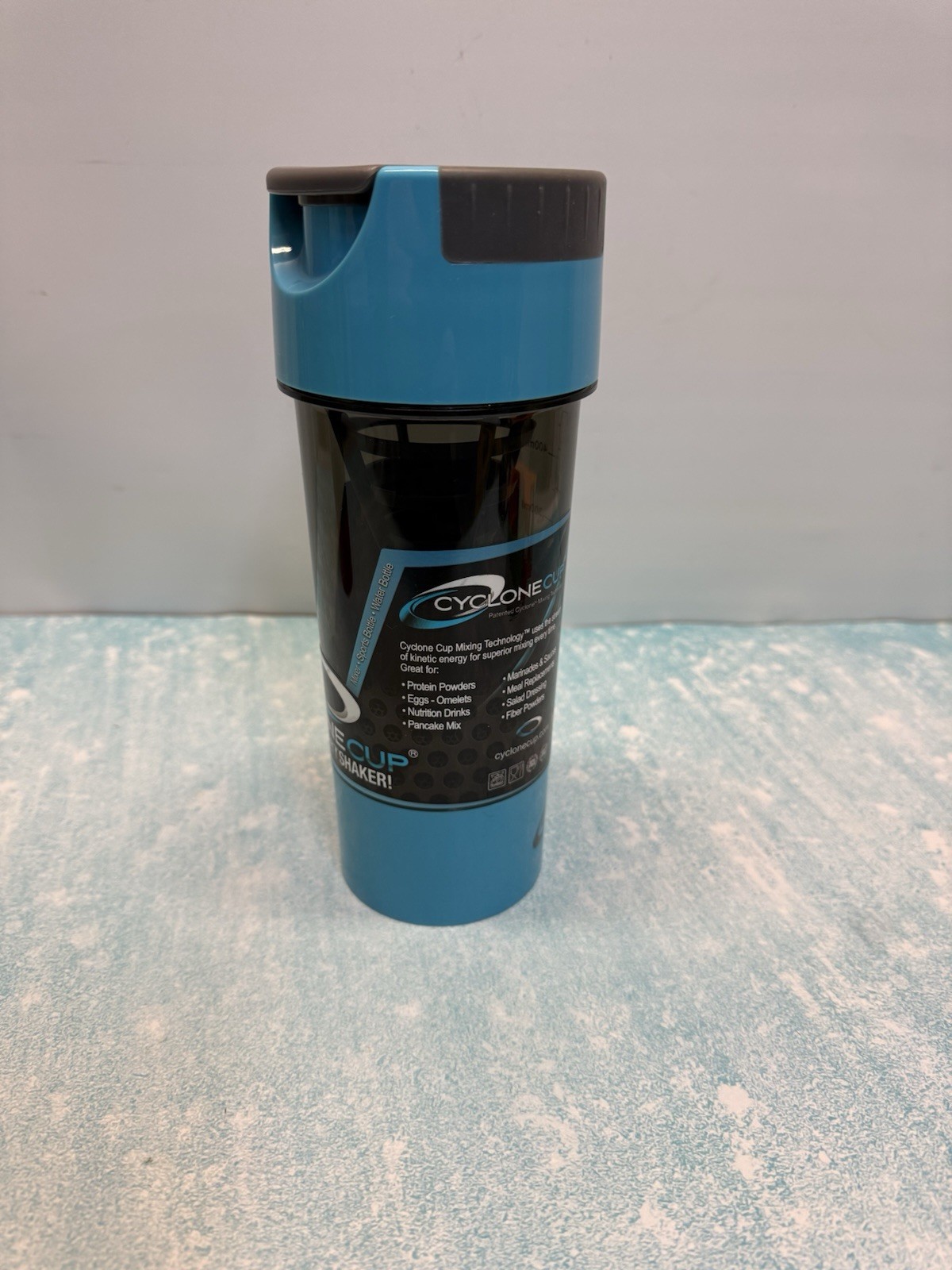 Cyclone Cup 20 oz protein shaker mixer water bottle With Storage In Bottom