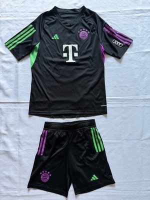 FC Bayern adidas Trainingsset 23/24 Shirt 164 Shorts 152 Schwarz Original