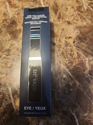 New In Box!! Trestique Good Vibes Mascara + Curler (Black, Full Size 0.3 oz/9ml)