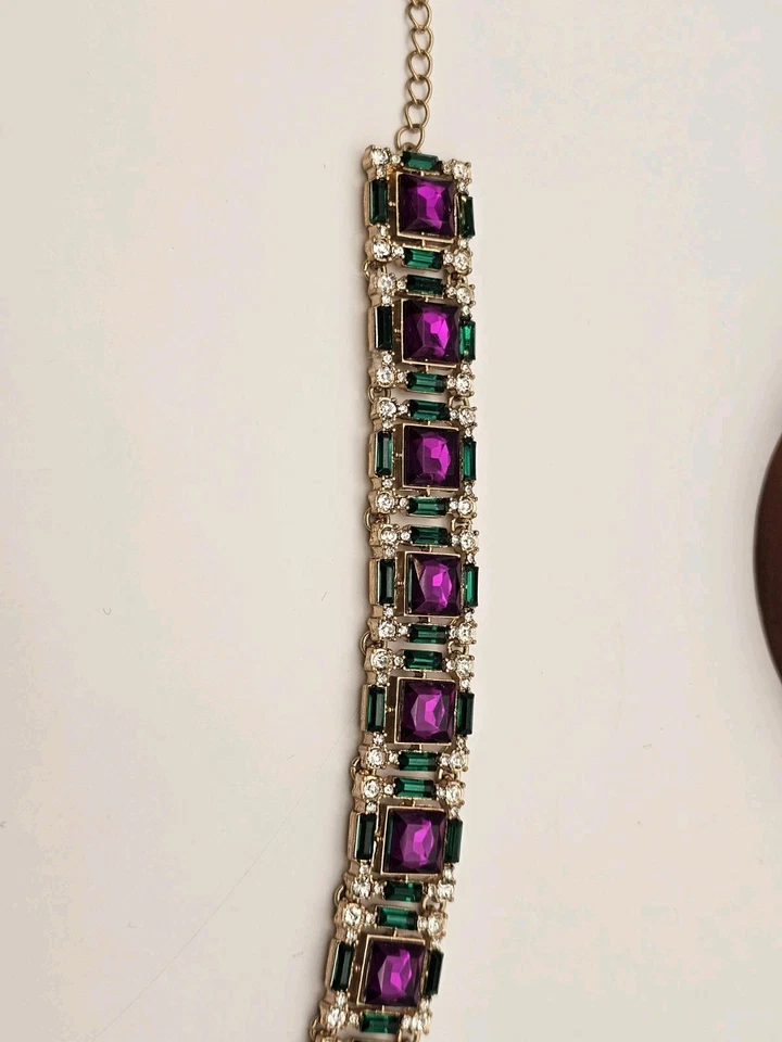 Hermosa pulsera dorada con estrás Vivi Jewel 😍  Foto 4 de 4