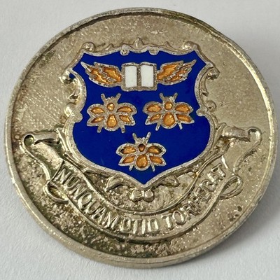St Bedes College Manchester Worker Bee Crest Latin Motto Enamel Pin Badge c1930s