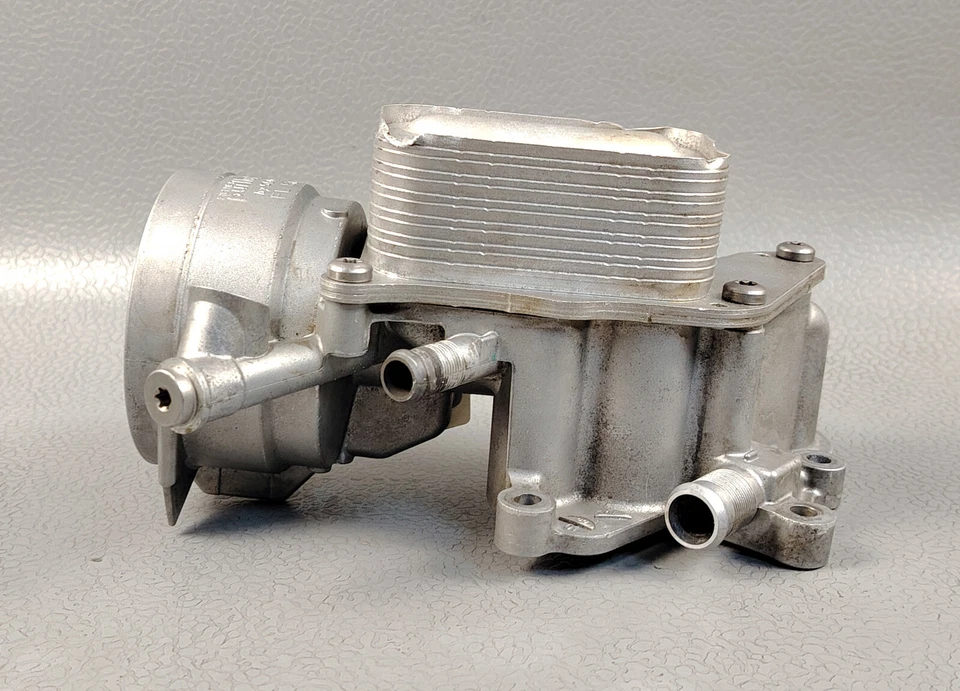 MINI COOPER COUNTRYMAN TURBO ENGINE OIL FILTER HOUSING OIL COOLER 11428643745 - Image 4 of 4