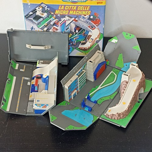 La Città Delle Micro Machines GiG Galoob 1988 Playset Not Complete Damaged - Imagen 12 de 20