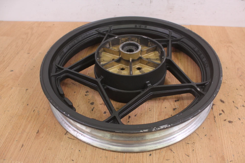 Suzuki GN400 1981 llanta trasera/rueda 16 x 2,15 Foto 3 de 4