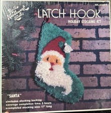 Vintage Christmas Latch Hook Santa Claus Stocking Craft Kit 17  New Sealed