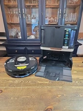 Shark PowerDetect 2-in-1 Robot Vacuum & Mop & NeverTouch Pro Base Self-Empty