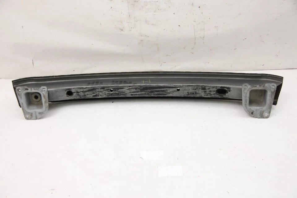 Parachoques trasero Volvo S40 II 31278028 01-2006 Foto 3 de 3