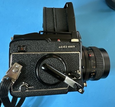 Mamiya M645 1000S Medium Format Camera with 1:28 80mm Lens Extra Film Holder