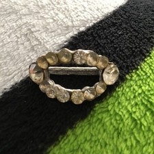 Metal 1-1/4 Vintage Hair Accessory With 14 Clear Stones