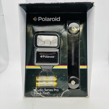 Polaroid Studio Series Pro Slave Flash with Mounting Bracket PLASF18. New In Box