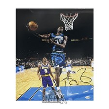 Kevin Garnett Autographed Minnesota 16x20 Basketball Photo - JSA (Black Ink)