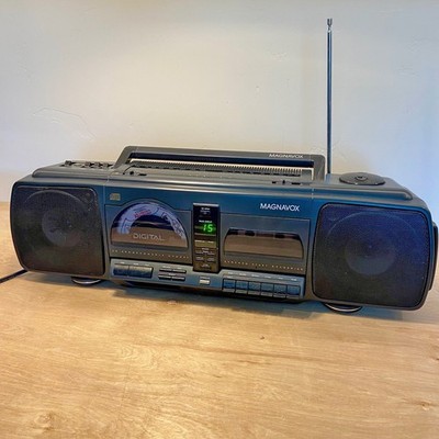 Vintage 1991 Magnavox AZ8100 GY Radio CD Cassette Player Boombox