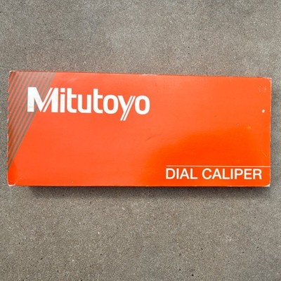 Mitutoyo 505-676 Dial Caliper Shock Proof Stainless Hardened 8'' White Dial