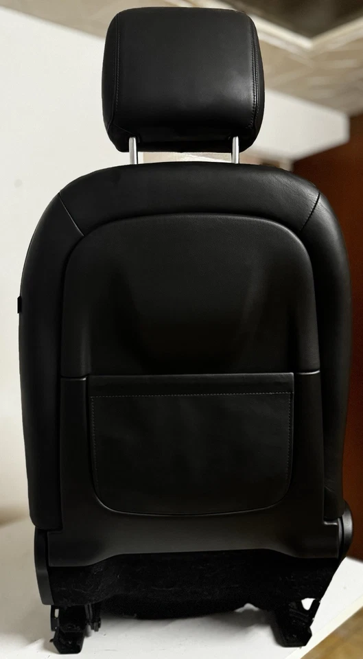 Jaguar XF X250 Schwarzer Ledersitz Vorne Links - Bild 2 von 4