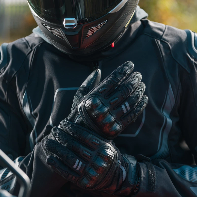 Stealth Black, photo 8 of 11