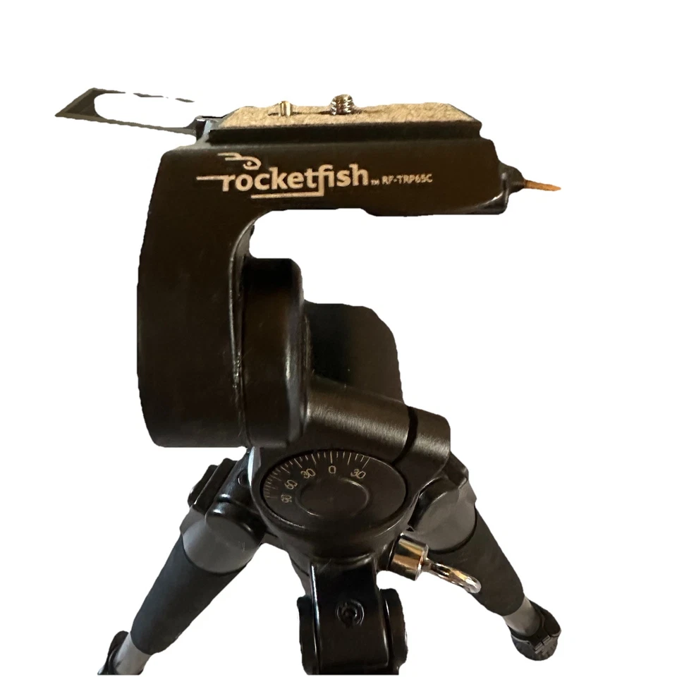 Trípode de cámara compacto ultraligero de fibra de carbono Rocketfish RF-TRP65C negro con cabezal Foto 2 de 4