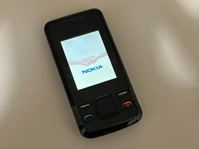 Nokia 7100 Supernova - Black (Unlocked)