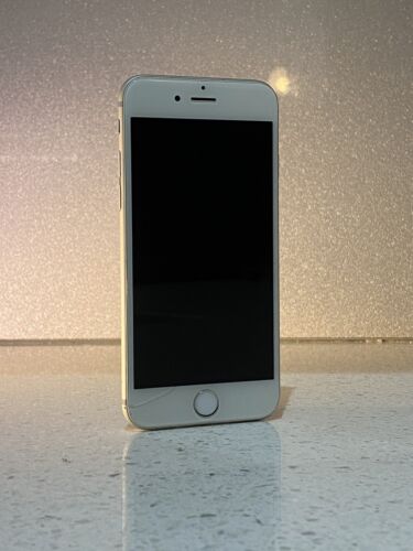 Apple iPhone 6 - 128GB - Silver A1688 (CDMA + GSM)/ DO - 第 1/12 張圖片
