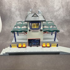 Playmobil 4302 Train Station- Incomplete- Read description