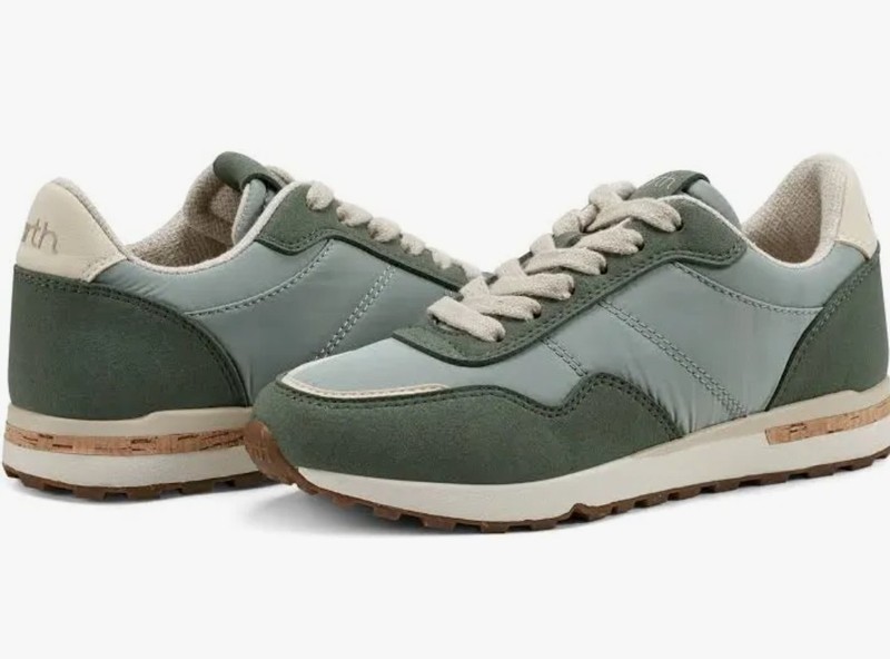 New Without Box - EARTH Maren Sneaker Shoes for Women - Size 6.5