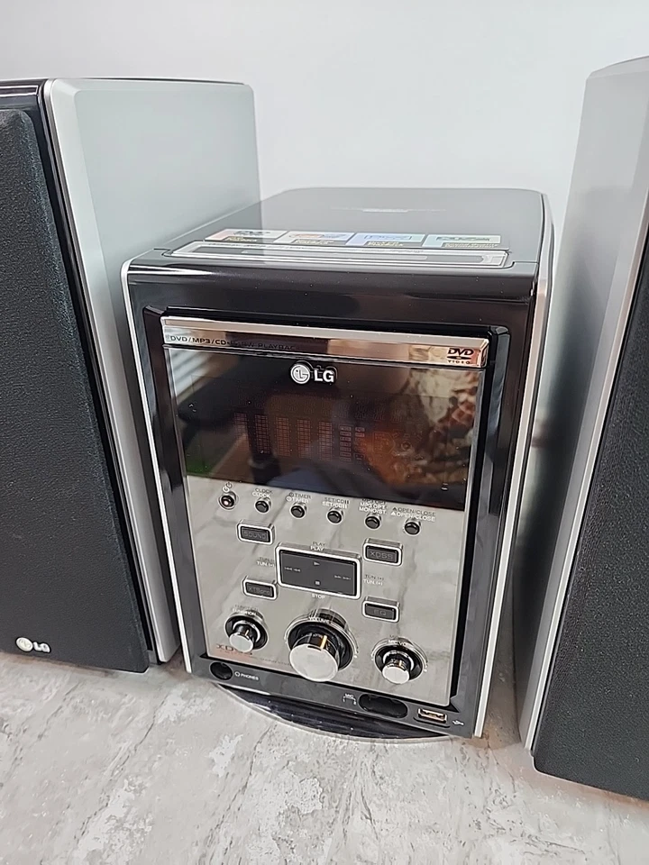 LG LF-D7150 Micro DVD CD Micro Hi-Fi 2.0 System 160W XDSS No Remote Tested - Image 3 of 4