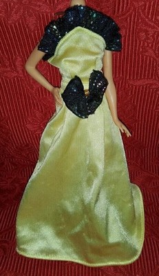 Barbie Puppenkleid bunt