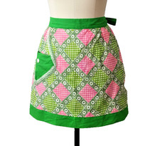 VTG Half Apron Green Pink Gingham Plaid Lace 100 Cotton Granny Cottage Retro MCM