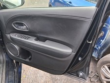 2020 HONDA HR-V FACELIFT OSF DRIVER SIDE FRONT RIGHT DOOR CARD PANEL