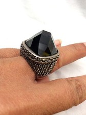 Beautiful Sterling silver 925 Marcasite Black Faceted Stone Ring size 7