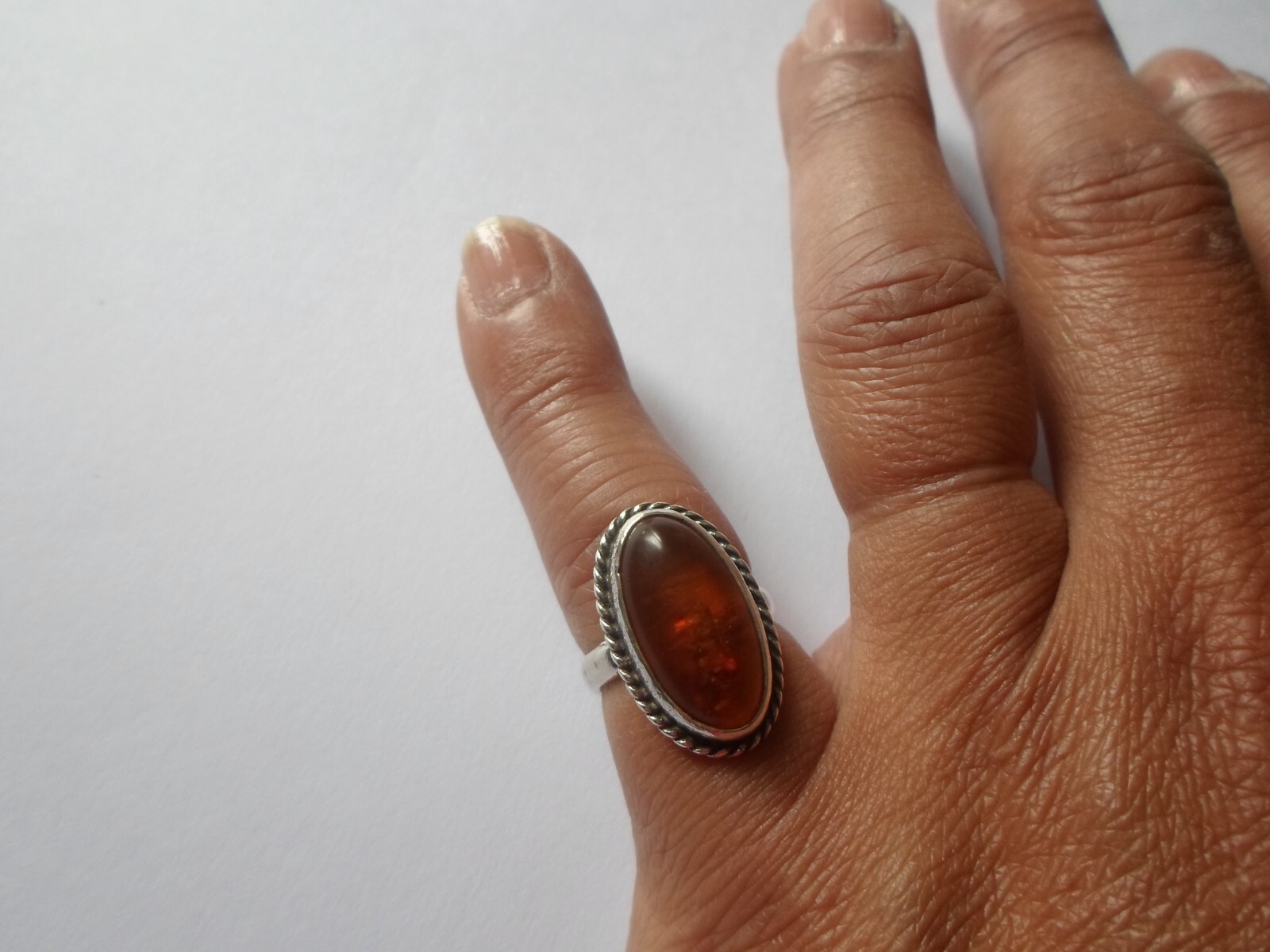 solid silver ring, amber shuttle, chiseled outlin… - image 2