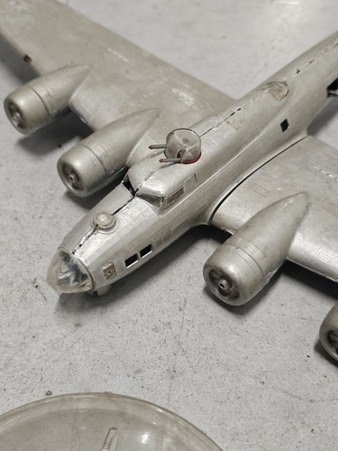 Ancien Grand Avion De Guerre Boeing Maquette Plastique Pour Pièce Détaché - Photo 3/10