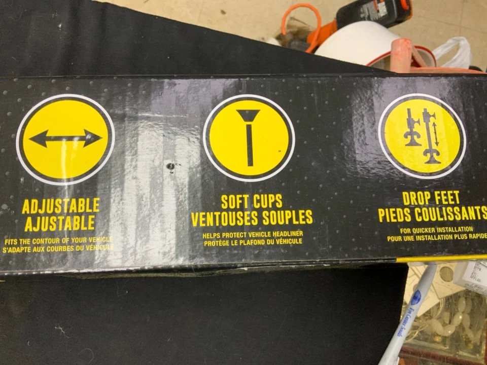 PRECISION VEHICLE PET BARRIER UNIVERSAL SIZE ADJUSTABLE  - Image 3 of 3