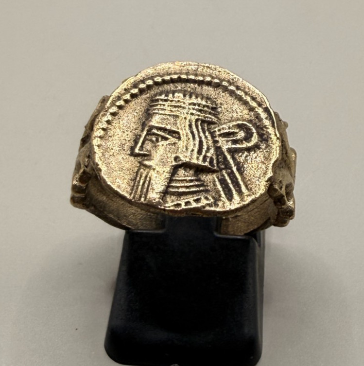 Rare Old Roman Greek Antiquity Bronze Gold Color King Face Intaglio Ring