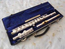 Gemeinhardt 2SP Top Student Flute Reconditioned Play Ready Plays Great Nice