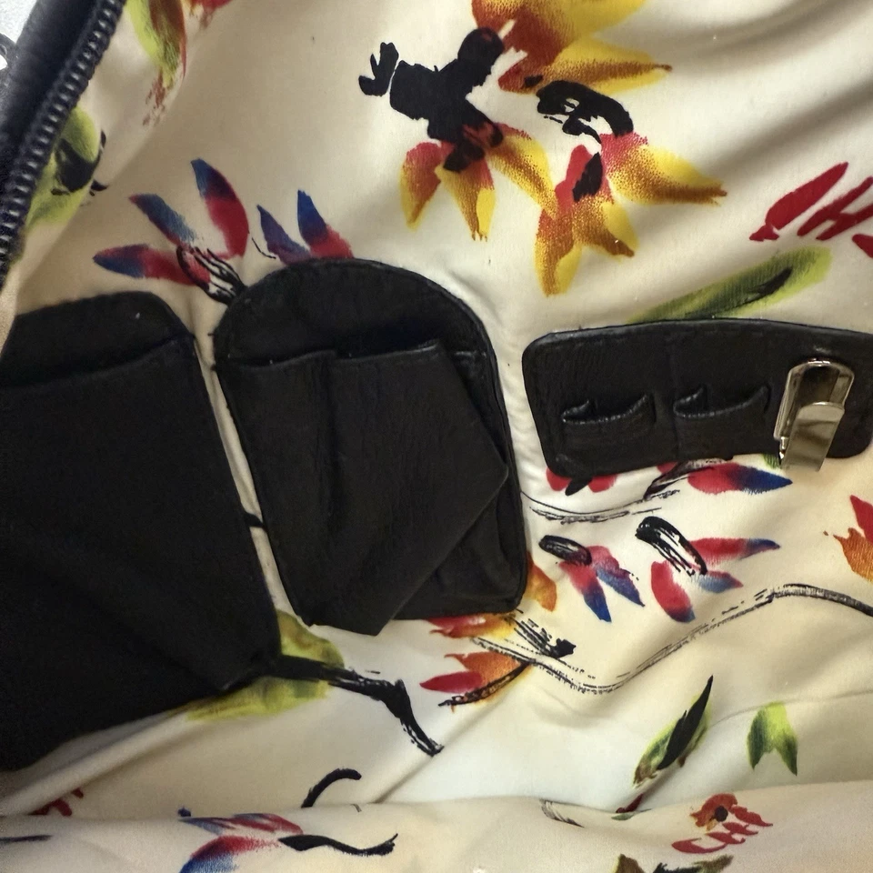 BOLSO HOBO BOLSO DE HOMBRO Y CUERO GENUINO NEGRO CHI BY Carlos Falchi Foto 3 de 4