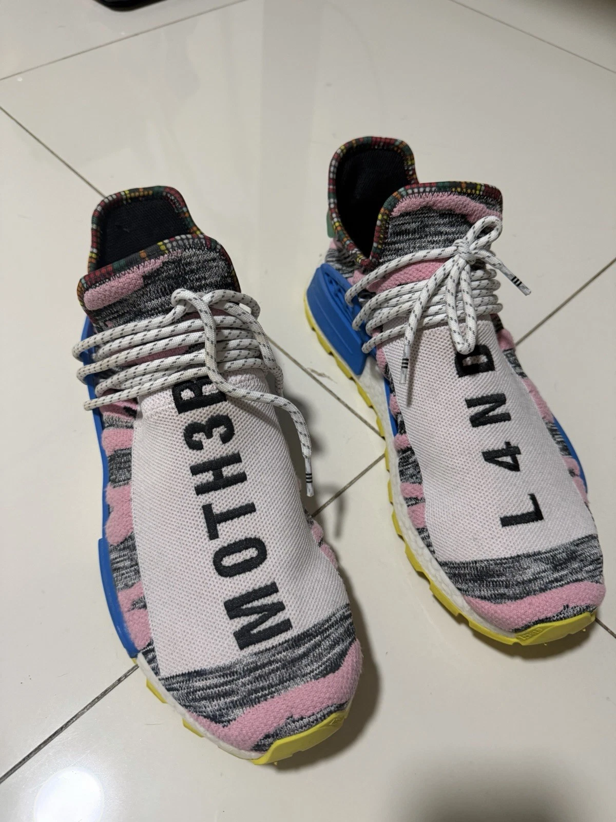 Adidas X Pharrell NMD Human Race Trail Solar Pack Mother Land Sneakers Sz 12
Opens in a new window o