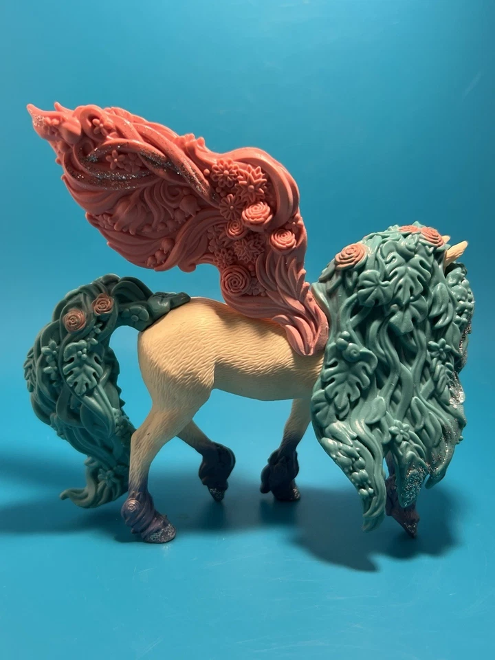 Juego de 4 estatuillas de Pegaso, 3 Schleich Bayala, 1 Greenbrier International Foto 3 de 4