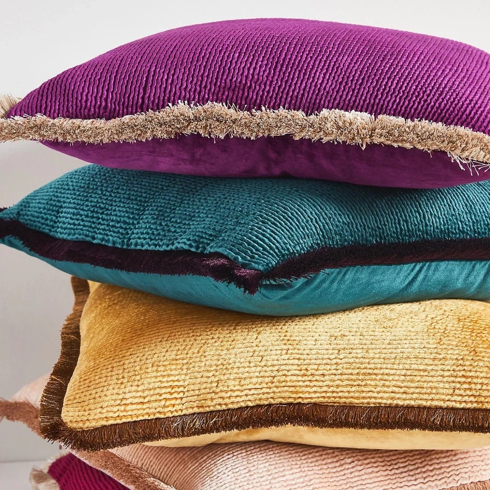 Almohada con flecos de terciopelo Anthropologie Valentina - púrpura - 18x18 - nueva con etiquetas Foto 4 de 4